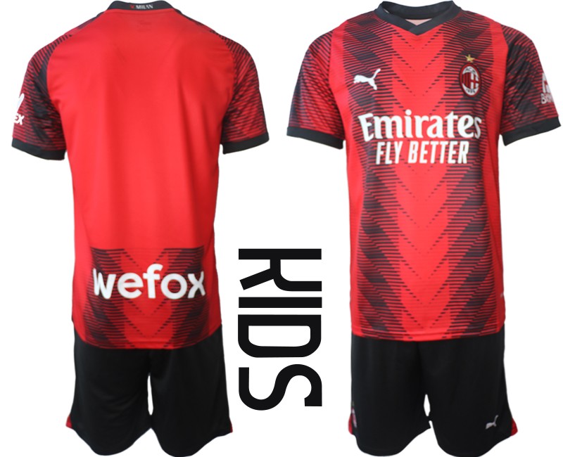 AC Milan Heimtrikot 2023/24 Kinder Kurzarm + Kurze Hosen